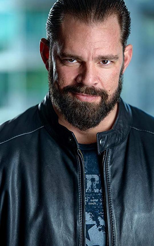 德里克·罗素 Derek Russo照片