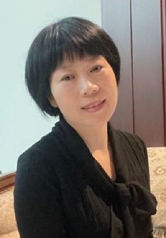 瑛子 Ying Zi照片