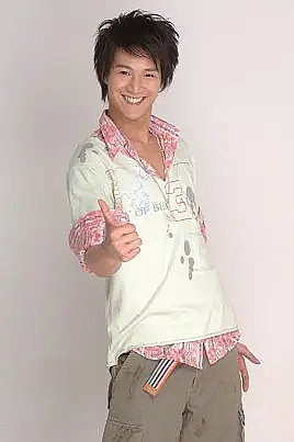 杨士萱 Julian Yang照片