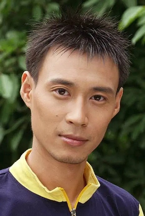 练卓 Zhuo Lian照片