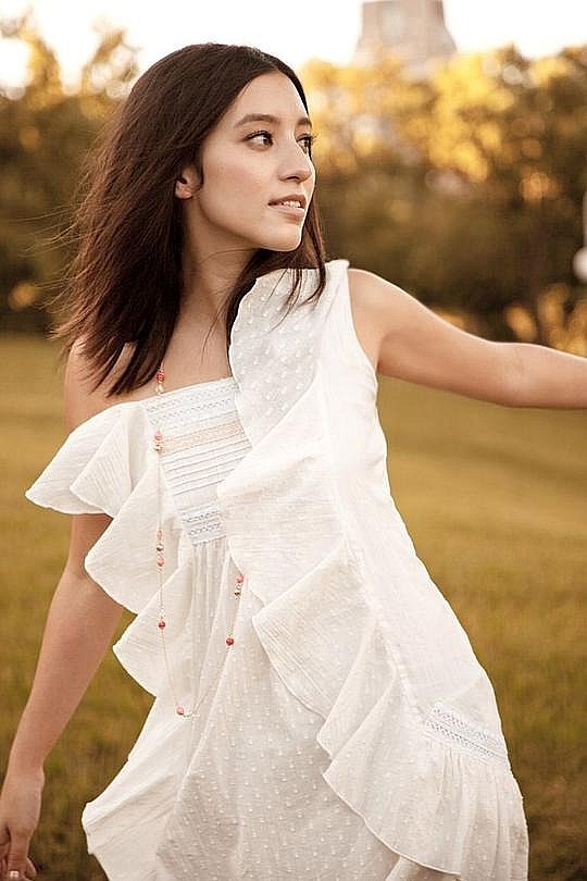 梁心颐 Lara Veronin照片