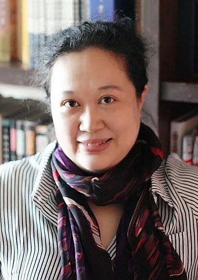 何晴 Qing He照片
