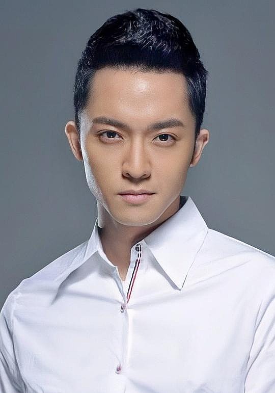 陈威翰 Ayoko Chen照片