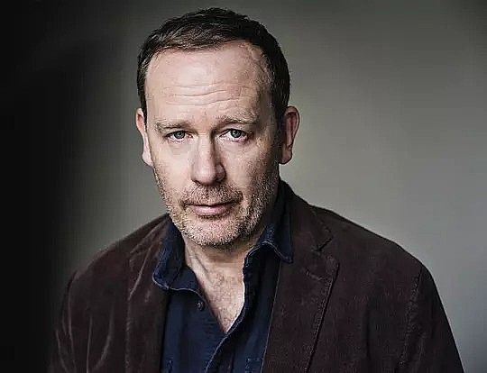 西蒙·路德斯 Simon Ludders照片
