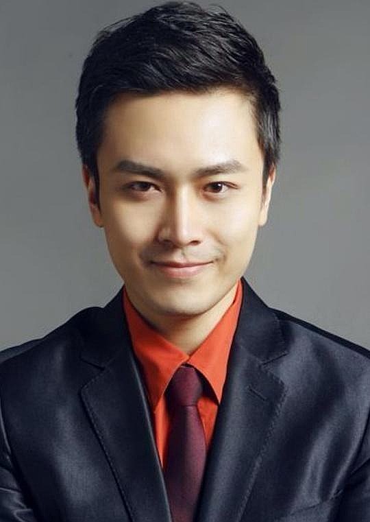 杨紫茳 Zijiang Yang照片