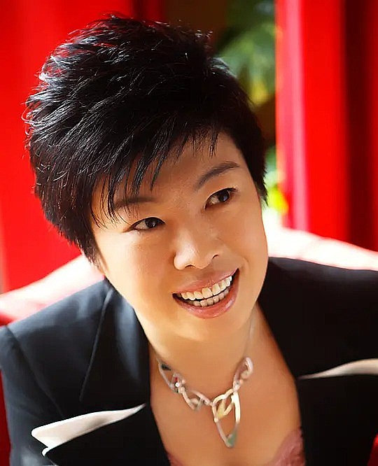 于丹 Dan Yu照片