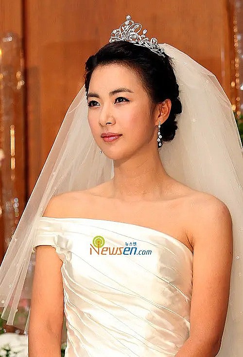 金允庆 Yoon-kyeong Kim照片