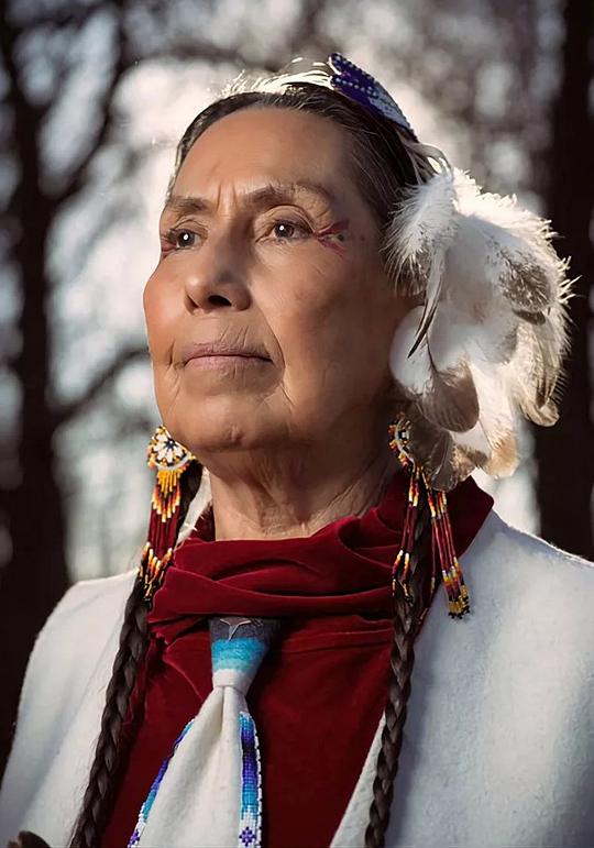 凯西·坎普-霍里内克 Casey Camp-Horinek照片