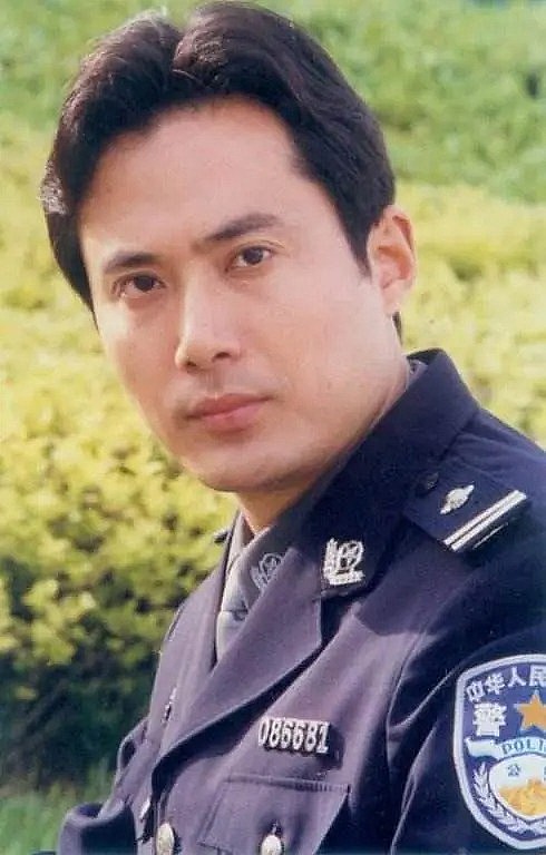 张红宇 Hongyu Zhang照片