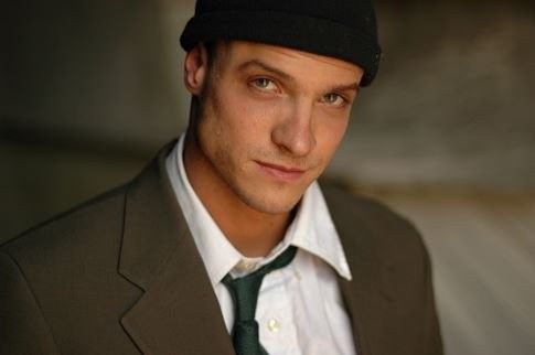 罗尼·吉恩·贝尔维斯 Ronnie Gene Blevins照片