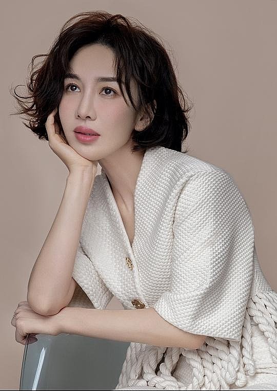 徐菁遥 Jingyao Xu照片