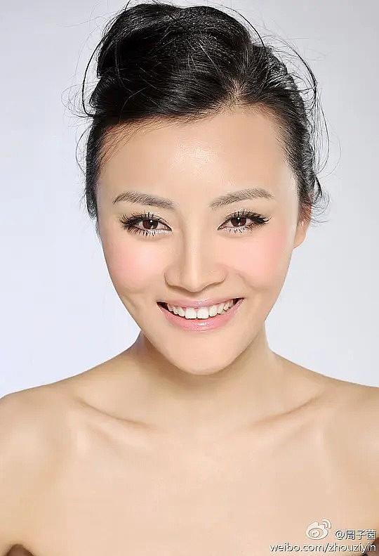 周子茵 Ziyin Zhou照片