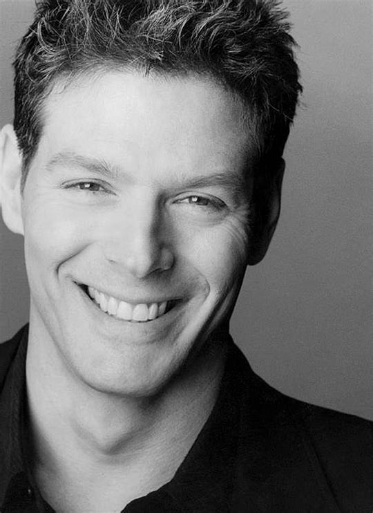 凯文·斯派塔斯 Kevin Spirtas照片