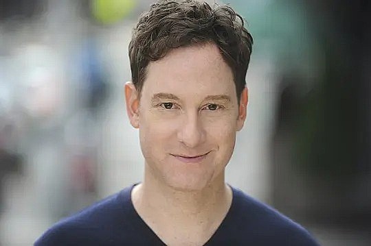 德里克·米尔曼 Derek Milman照片