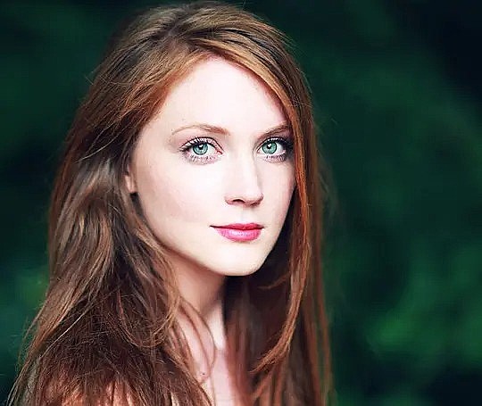 奥莉薇娅·哈琳安 Olivia Hallinan照片