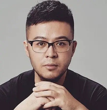 贺然 Ran He照片