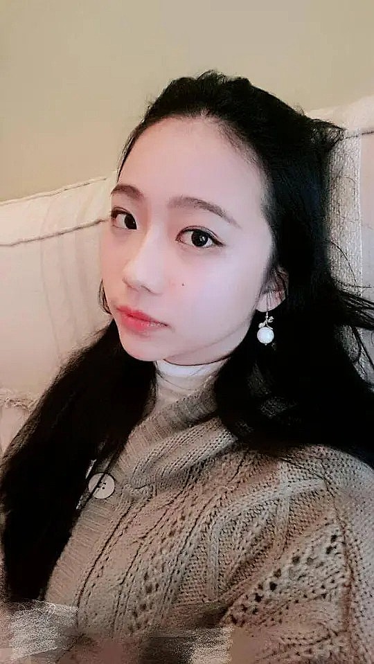 黄安仪 Anyi Huang照片
