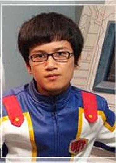 孔令伟 Lingwei Kong照片