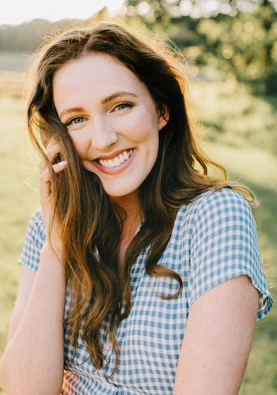 杰萨明·伯古姆 Jessamine Burgum照片