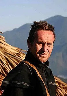 布鲁斯·帕里 Bruce Parry照片