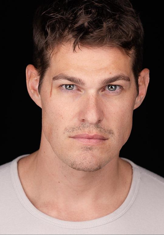 格雷格·芬利 Greg Finley照片