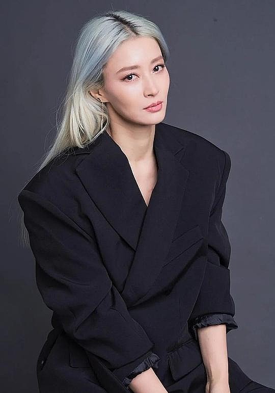 皇甫惠贞 Hye-Jeong Hwangbo照片