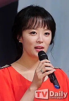 安妍红 Yang-ho Wi照片