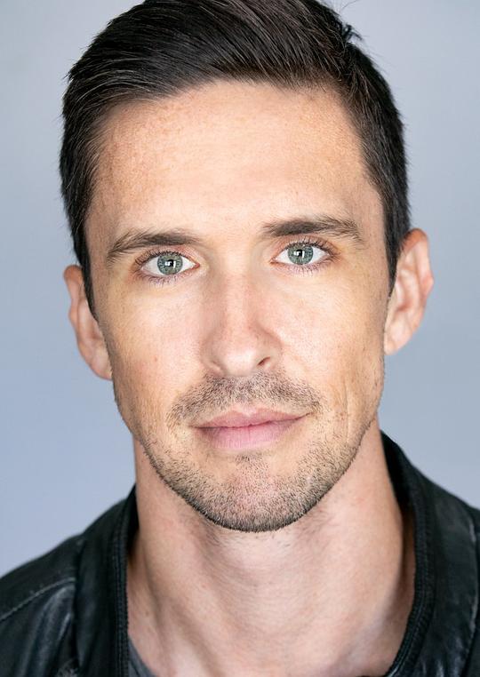 瑞恩·鲍尔斯 Ryan Powers照片