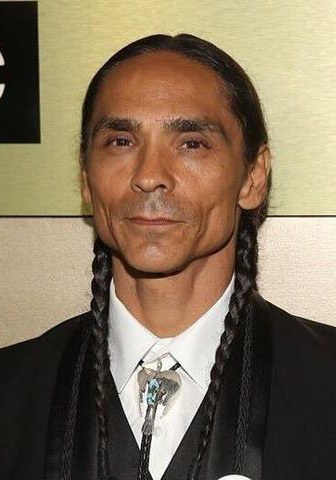 扎恩·迈克拉农 Zahn McClarnon照片