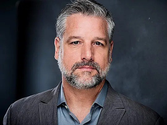 大卫·斯塔齐克 David Starzyk照片