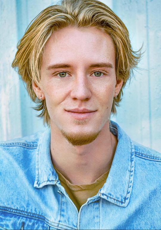 加斯珀·基恩 Jasper Keen照片