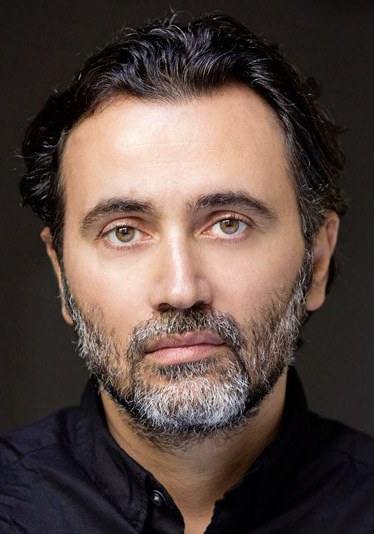 塔拉勒·德尔基 Talal Derki照片