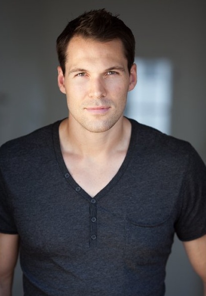 丹尼尔·库德摩尔 Daniel Cudmore照片