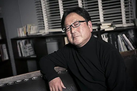 东伸儿 Shinji Azuma照片