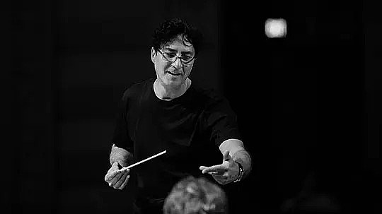 约瑟夫·洛杜卡 Joseph LoDuca照片