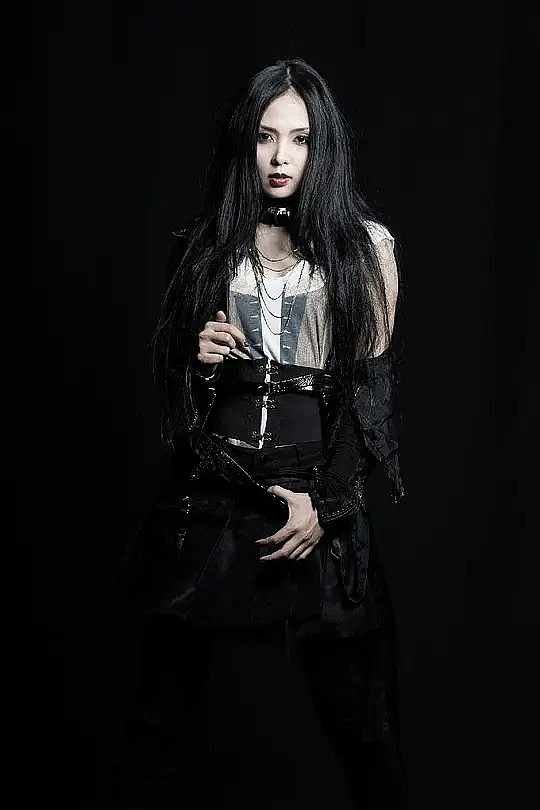 上木彩矢 Aya Kamiki照片