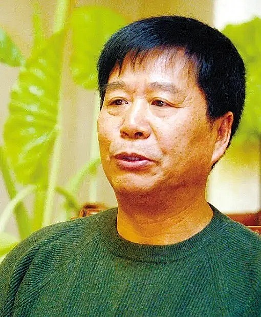 黄净伟 Jingwei Huang照片