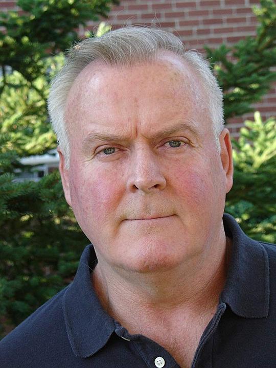 布莱恩·多纳休 Brian Donahue照片