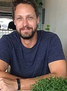杰西·沃恩 Jesse Warn照片