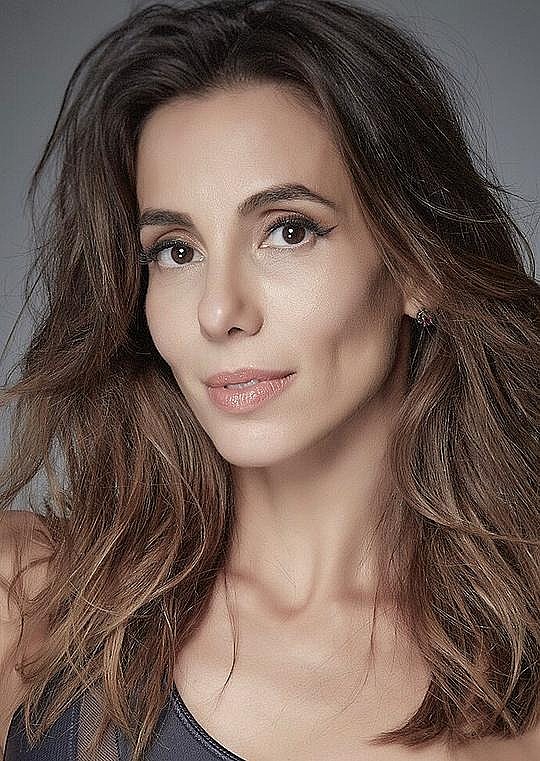 塔妮娅·哈利勒 Tânia Khalil照片