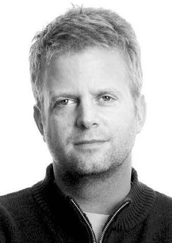 布里特·麦克亚当斯 Brit McAdams照片