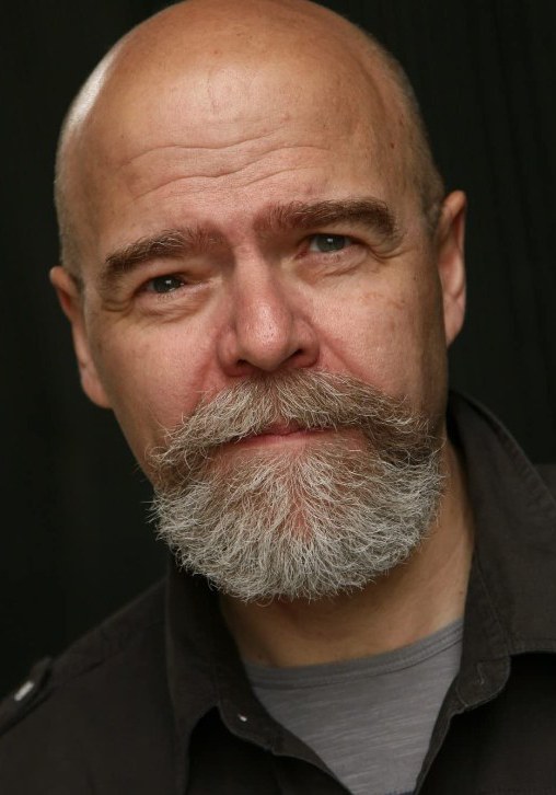 迈克尔·彭伯顿 Michael Pemberton照片