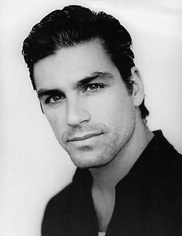 埃里克·艾特巴里 Eric Etebari照片