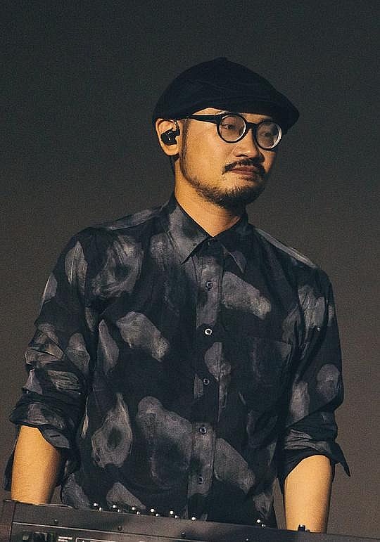 韦伟 Wei Wei照片