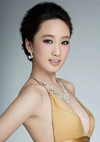 李艳 Yan Li照片
