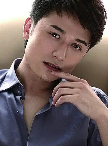 李帅 Shuai Li照片