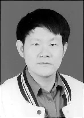 邓一光 Yiguang Deng照片