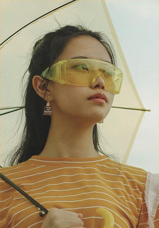 胡一倾 Yiqing Hu照片