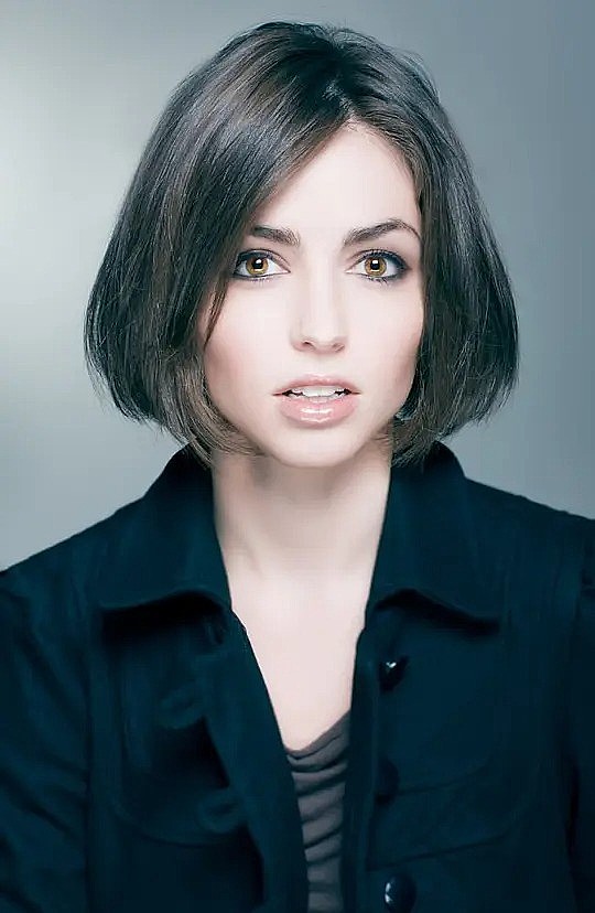 Dylan Moore照片