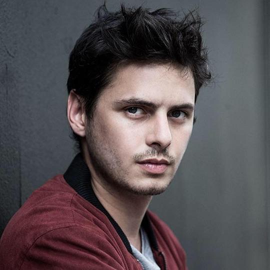 戈捷·巴图埃 Gauthier Battoue照片